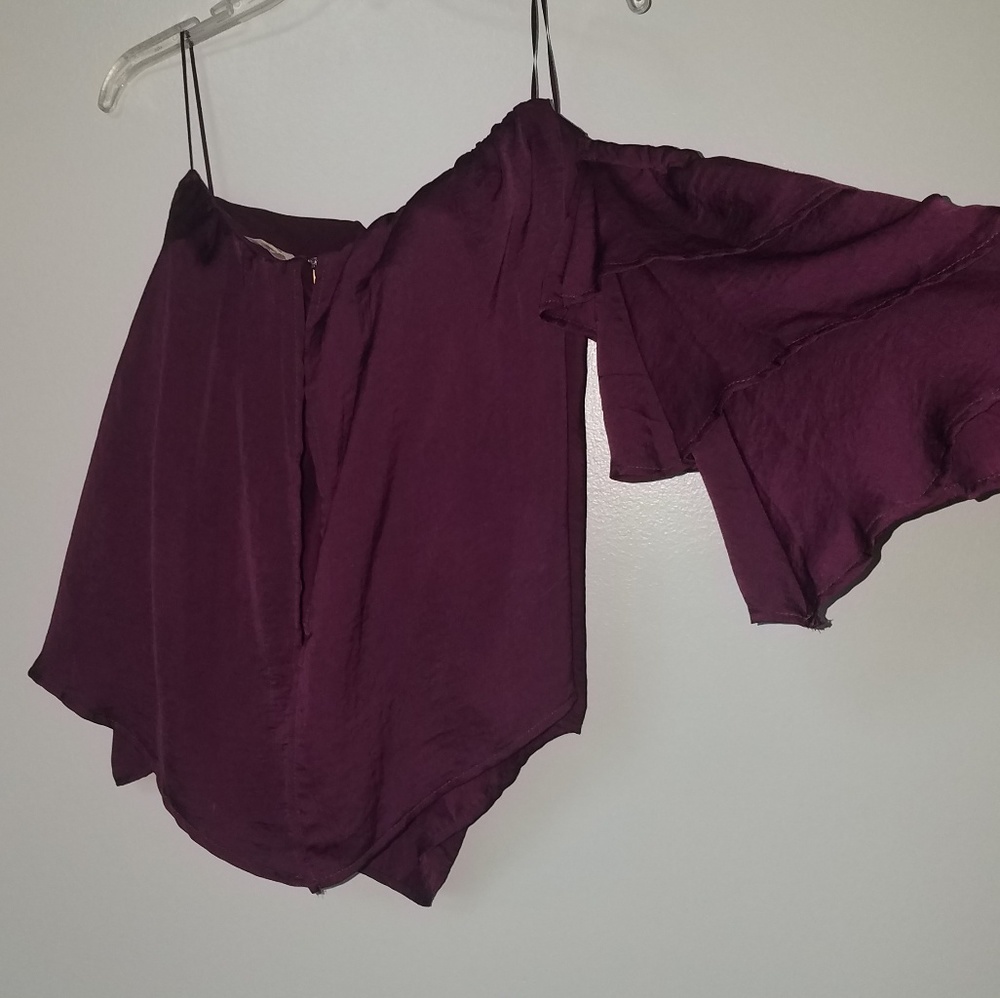 SOLD Miami Women's Evening Top Size: Large - Picture 2 of 6